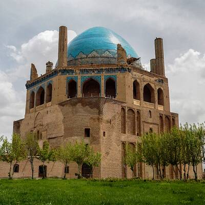 سلطانیة